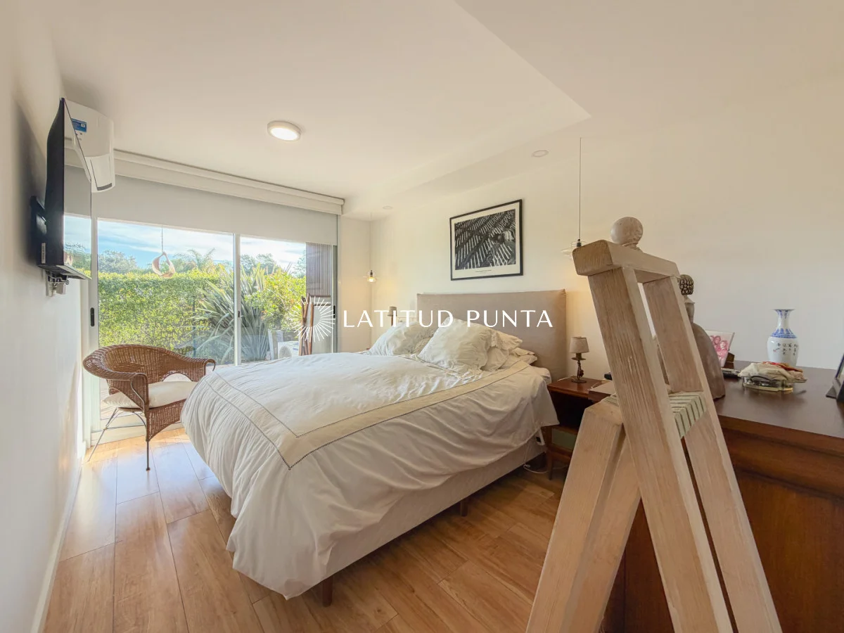 Apartamento en Playa Mansa, propiedad 297056 -Imagen 19