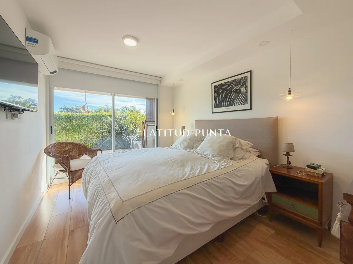 Apartamento en Playa Mansa, propiedad 297056 -Imagen 20