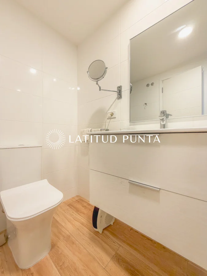 Apartamento en Playa Mansa, propiedad 297056 -Imagen 25