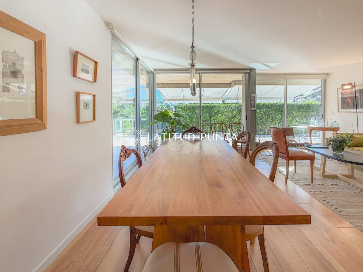 Apartamento en Playa Mansa, propiedad 297056 -Imagen 5