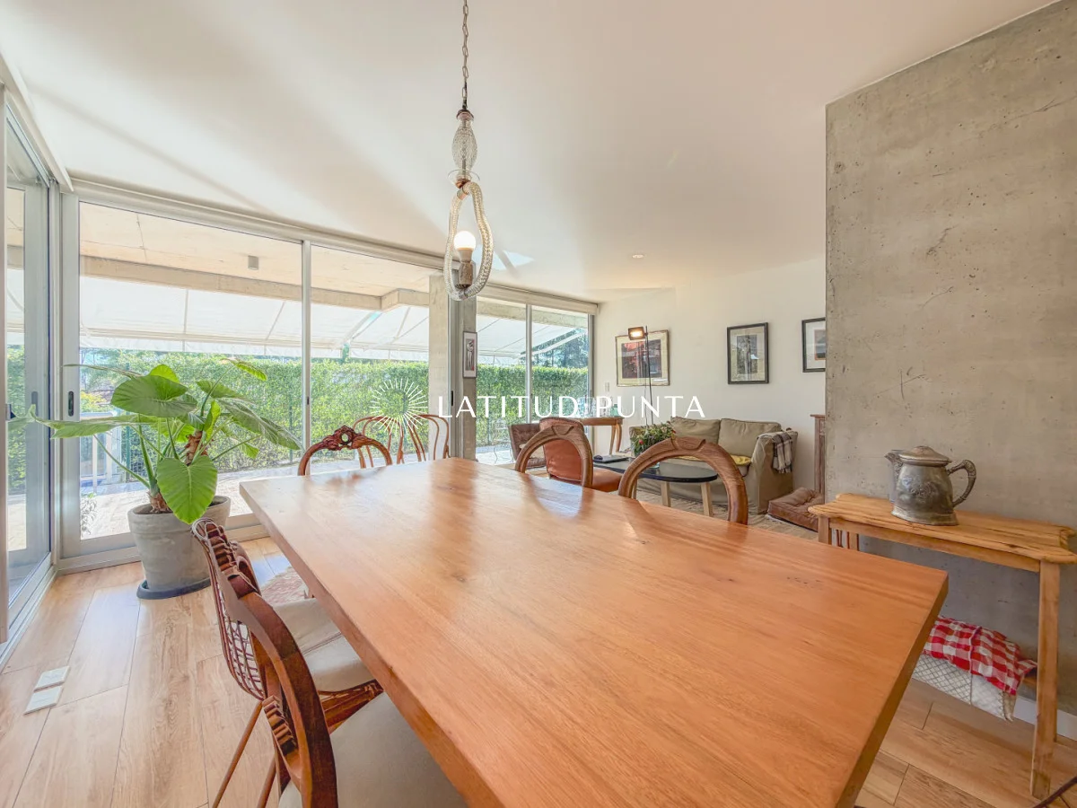 Apartamento en Playa Mansa, propiedad 297056 -Imagen 6