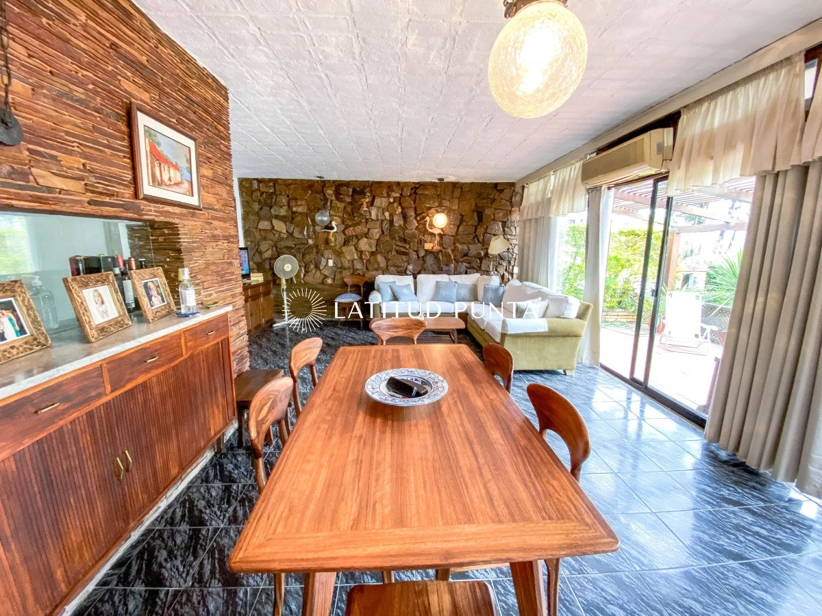Casa en Playa Mansa, propiedad 297057 -Imagen 4