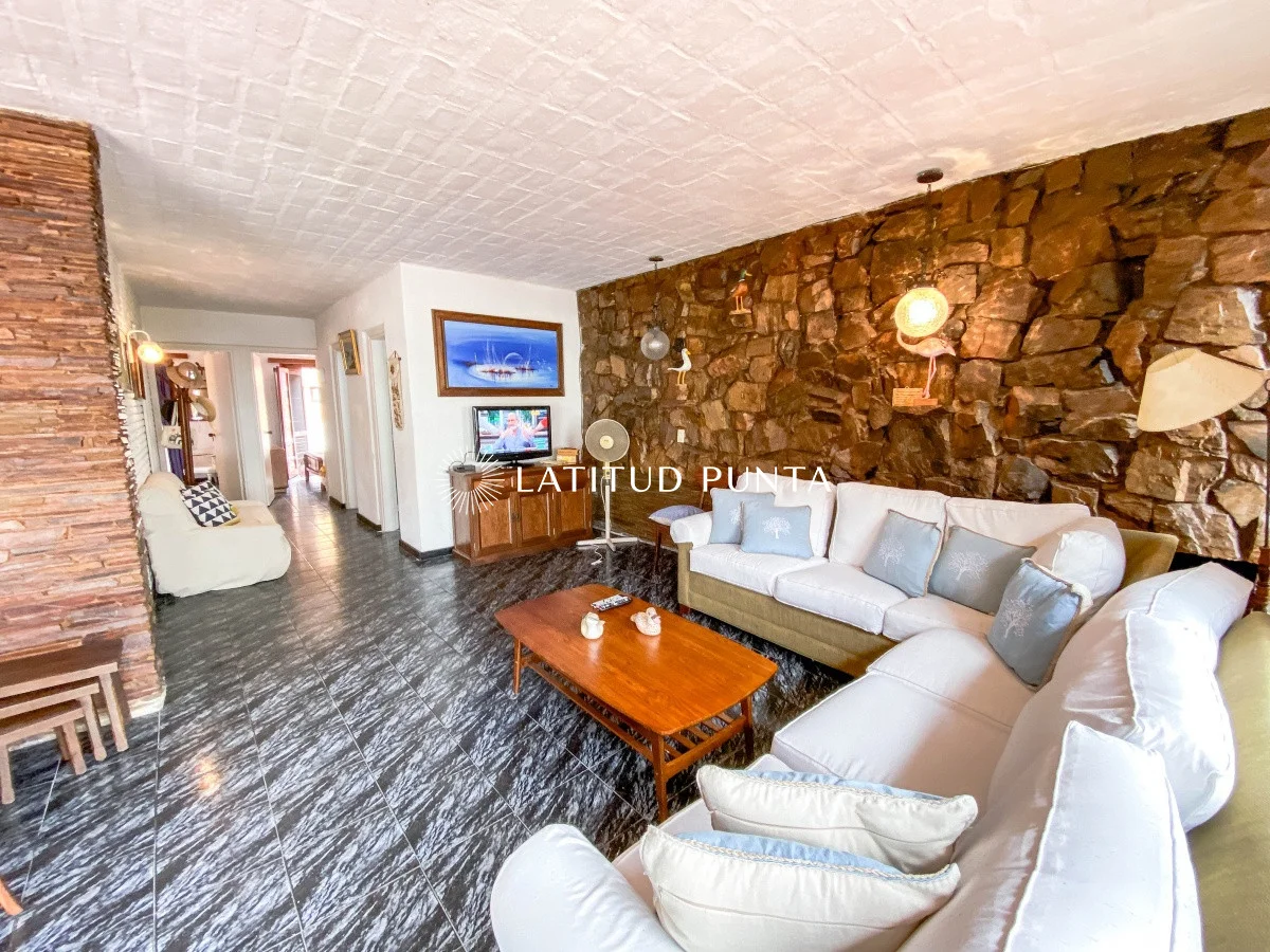 Casa en Playa Mansa, propiedad 297057 -Imagen 5