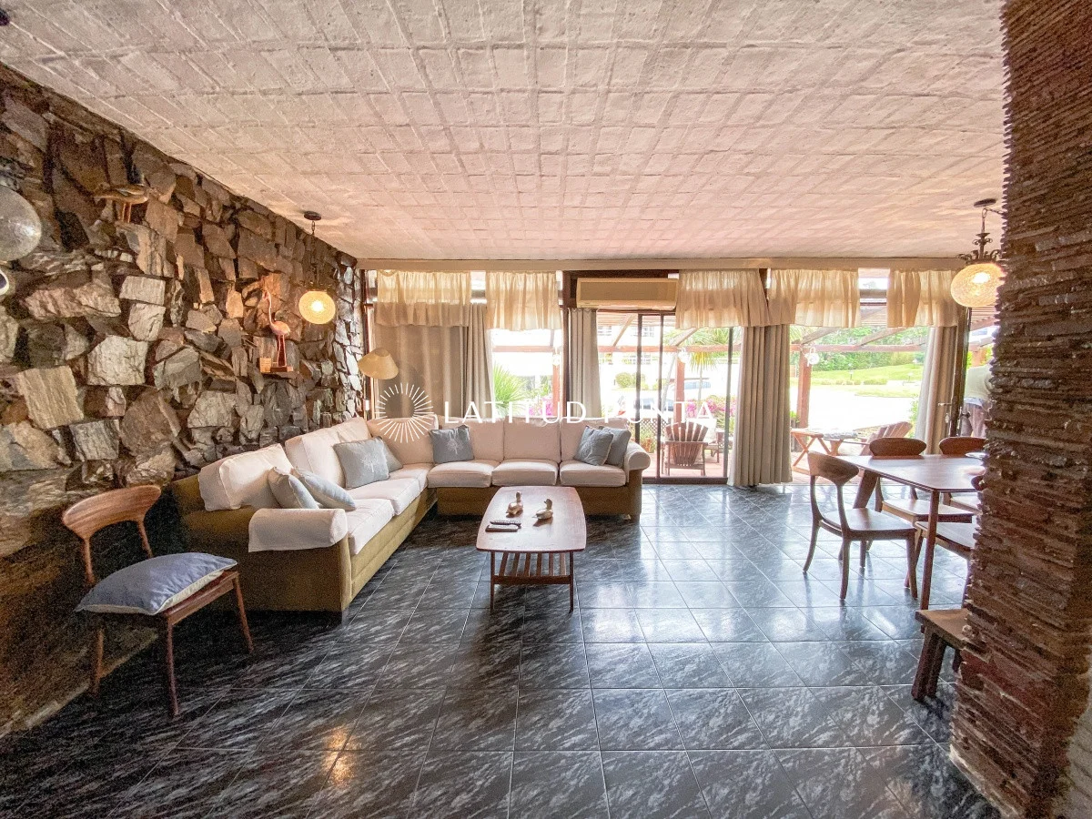 Casa en Playa Mansa, propiedad 297057 -Imagen 6