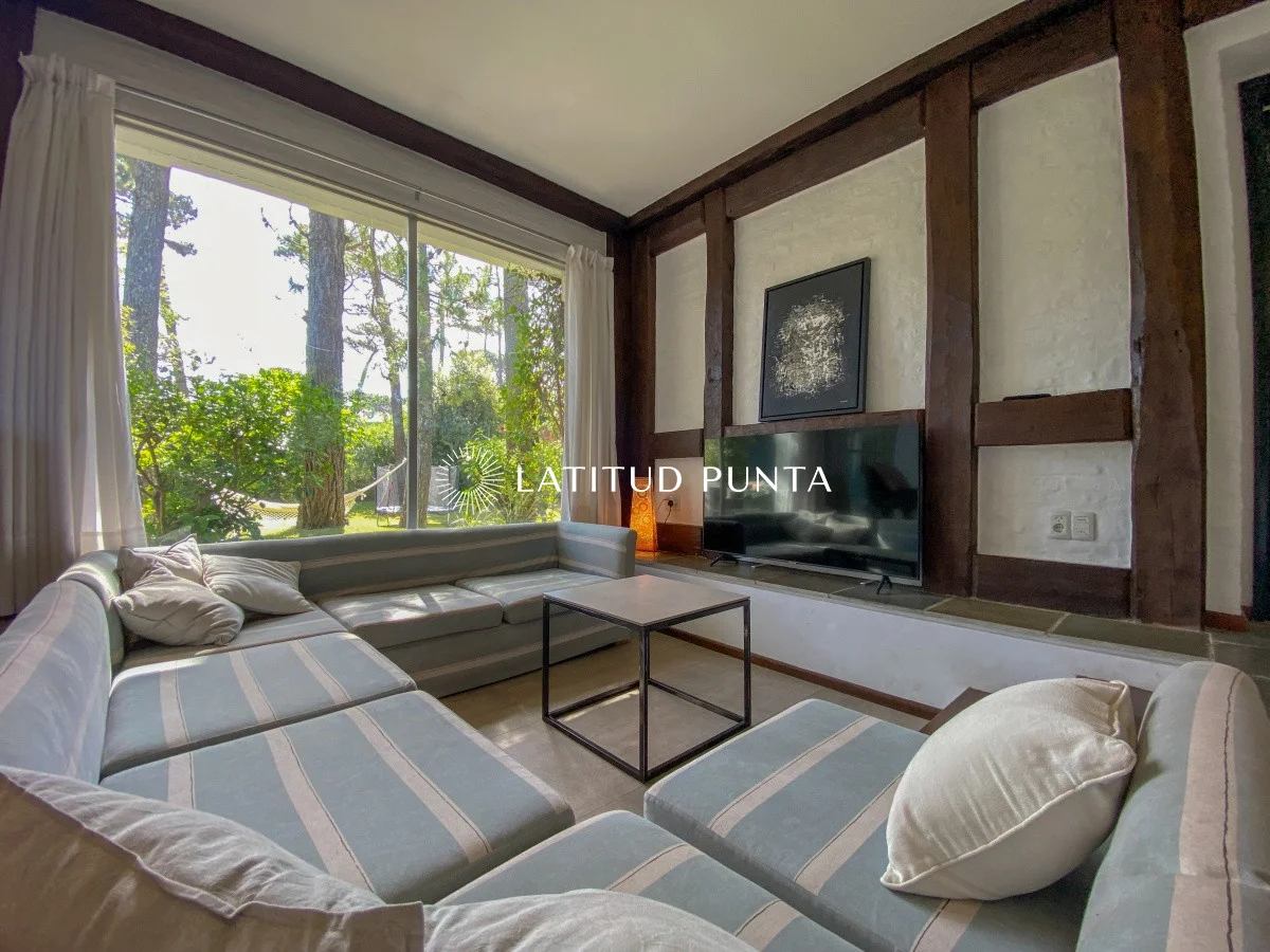 Casa en Playa Mansa, propiedad 297059 -Imagen 11