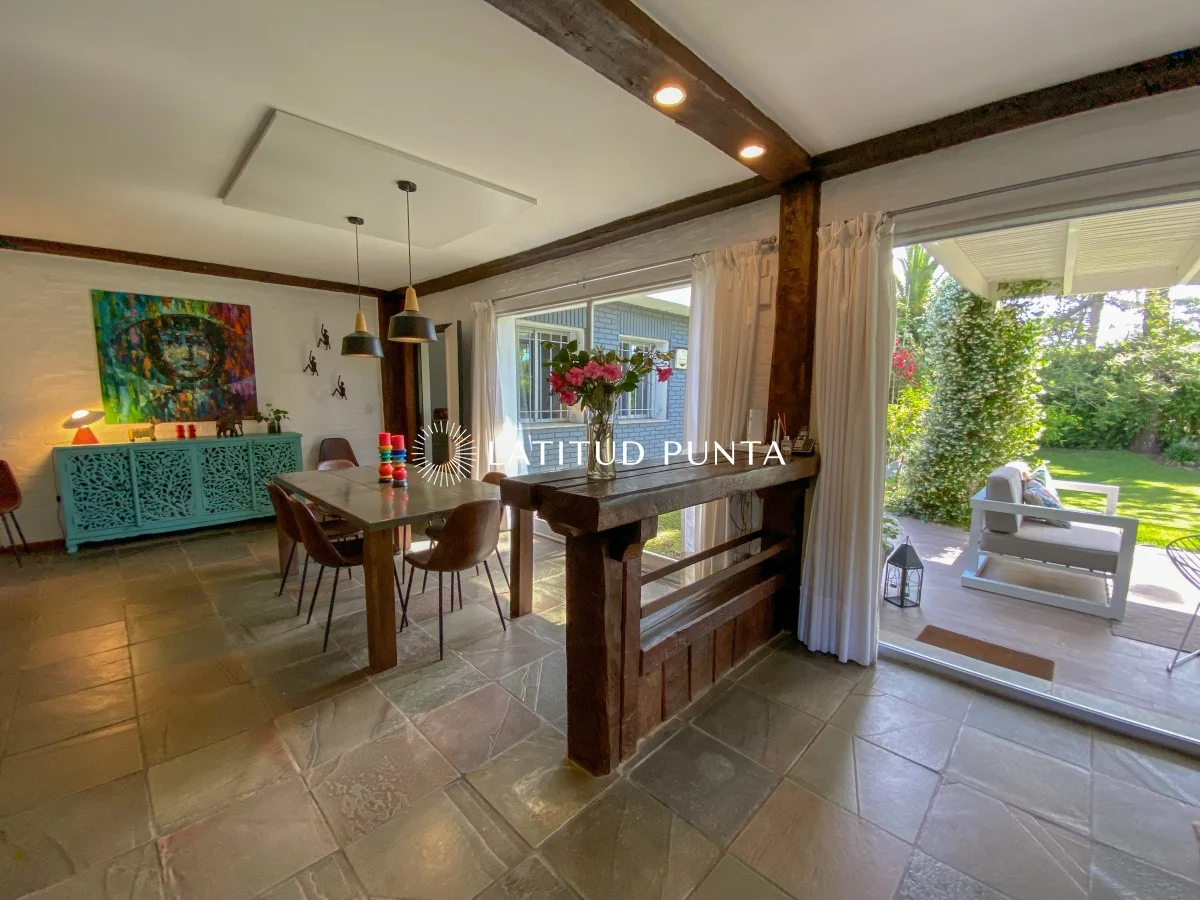 Casa en Playa Mansa, propiedad 297059 -Imagen 12