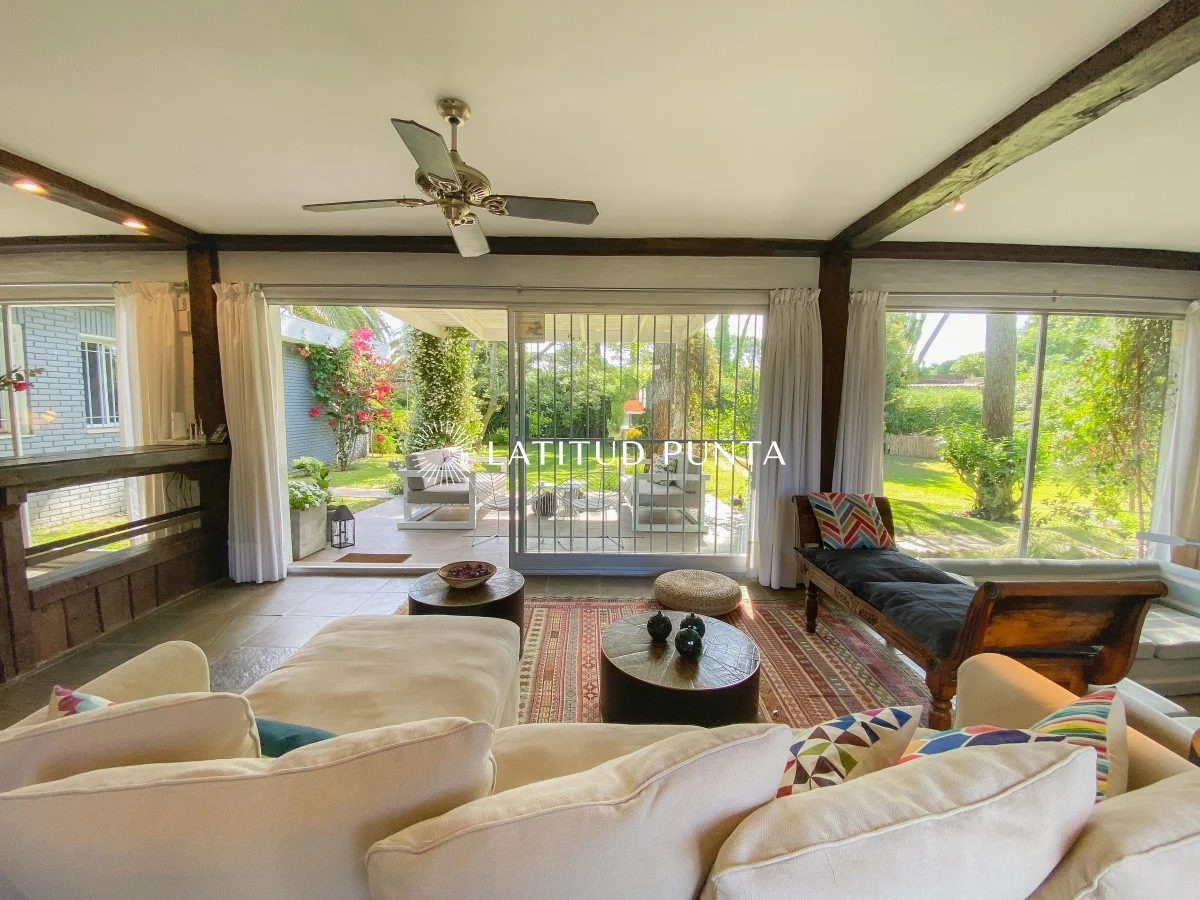Casa en Playa Mansa, propiedad 297059 -Imagen 5