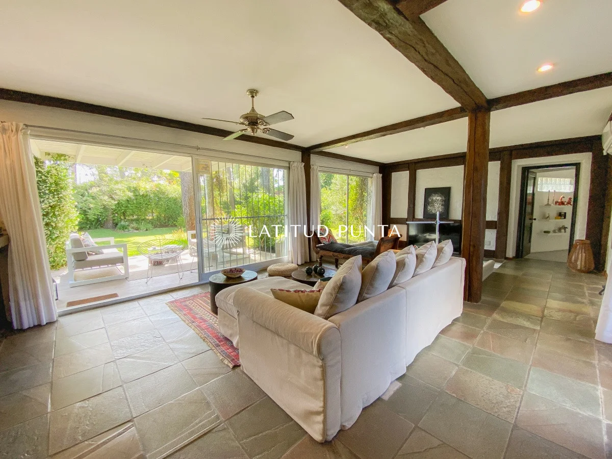 Casa en Playa Mansa, propiedad 297059 -Imagen 8
