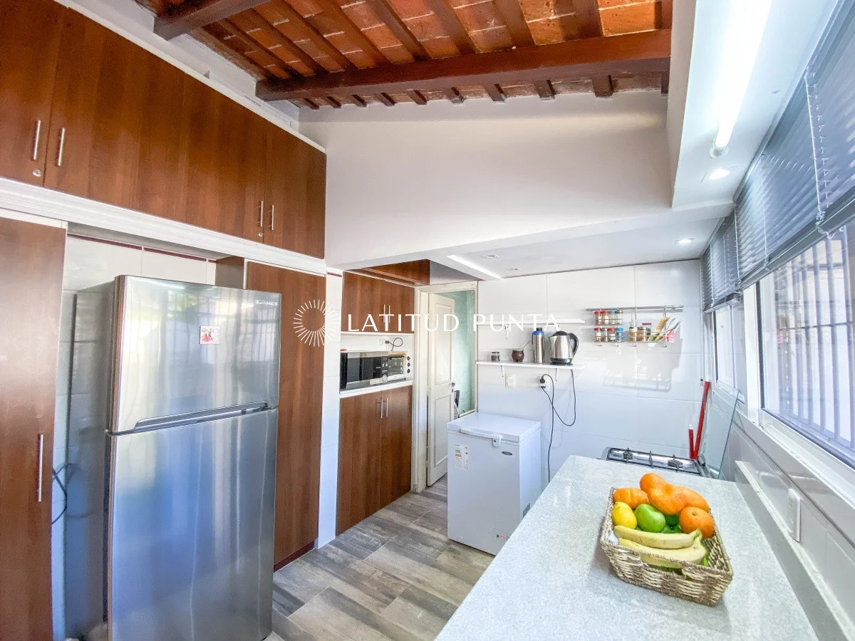 Casa en Playa Mansa, propiedad 297062 -Imagen 11