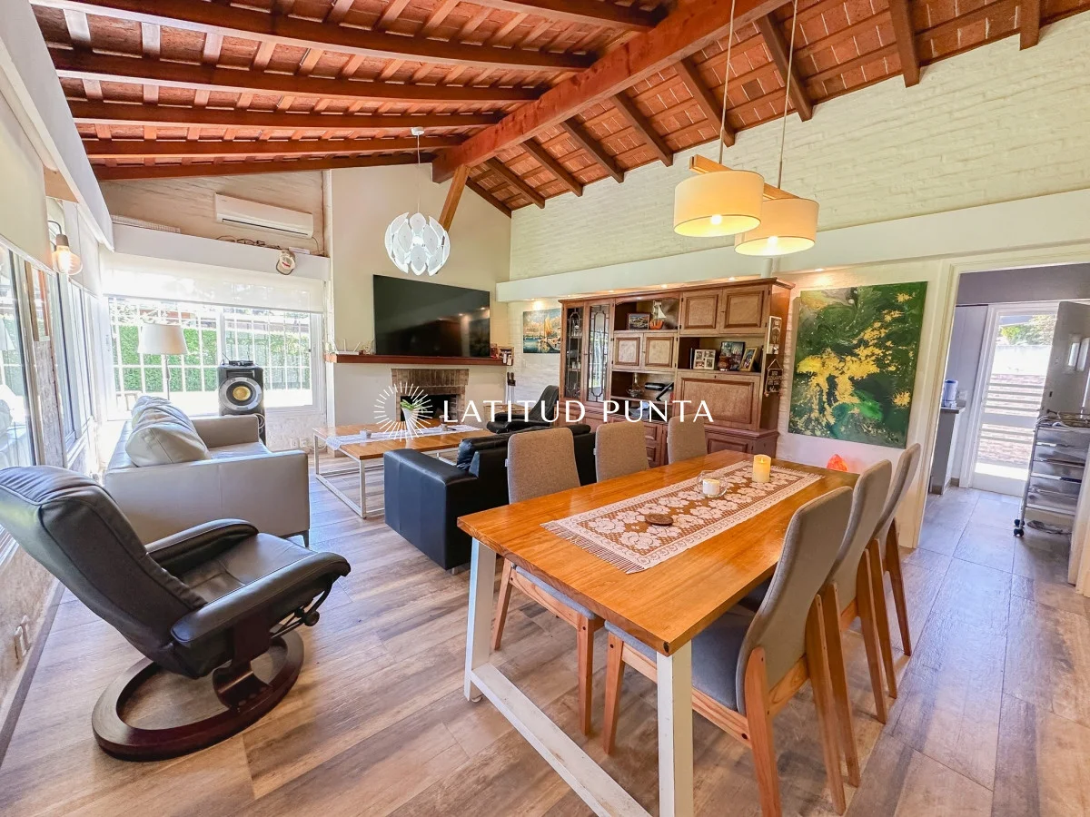 Casa en Playa Mansa, propiedad 297062 -Imagen 3