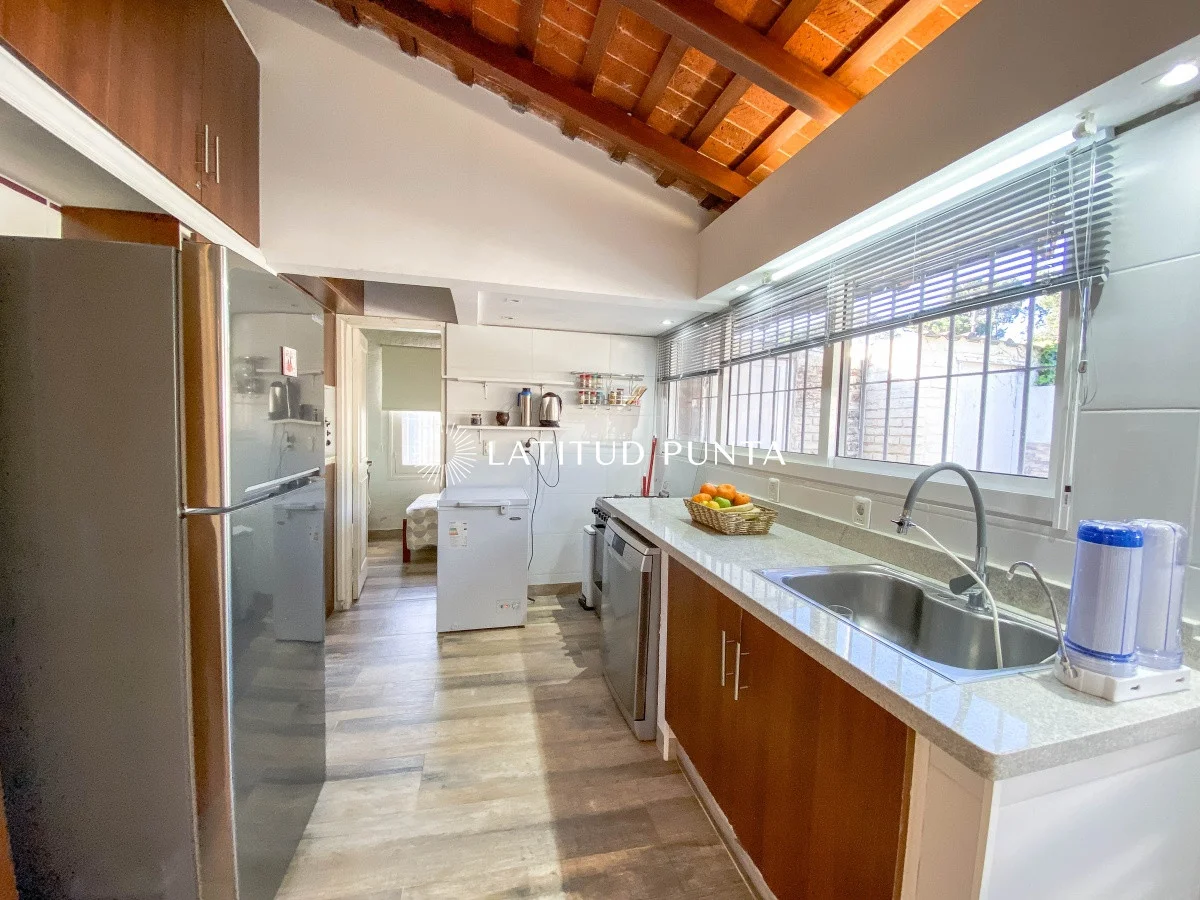 Casa en Playa Mansa, propiedad 297062 -Imagen 10