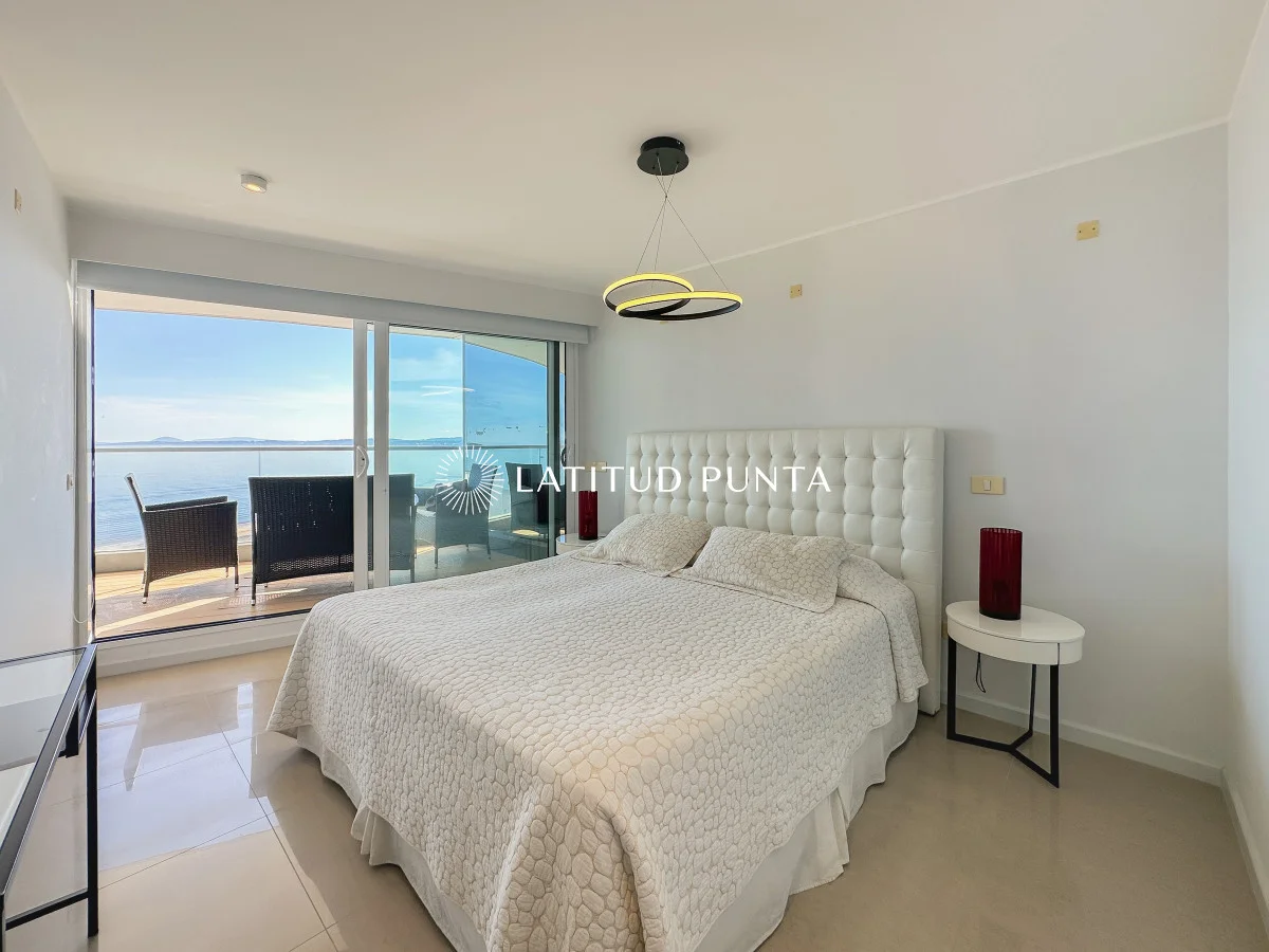 Apartamento en Playa Mansa, propiedad 299332 -Imagen 13
