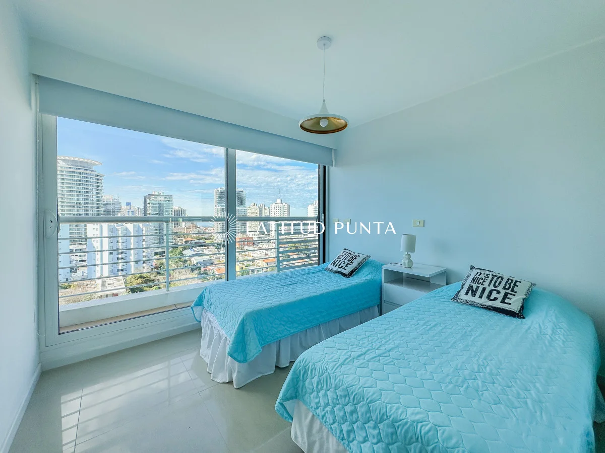 Apartamento en Playa Mansa, propiedad 299332 -Imagen 22