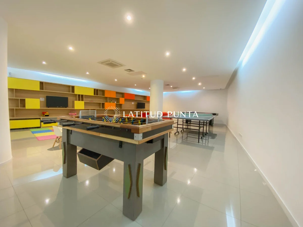 Apartamento en Playa Mansa, propiedad 301244 -Imagen 21