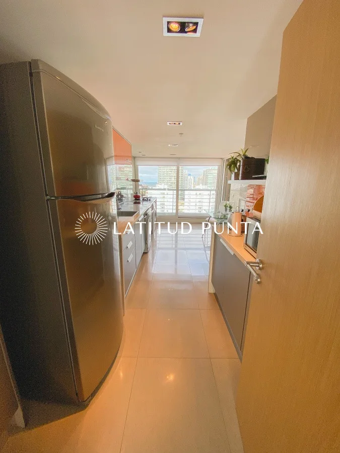 Apartamento en Playa Mansa, propiedad 301538 -Imagen 21