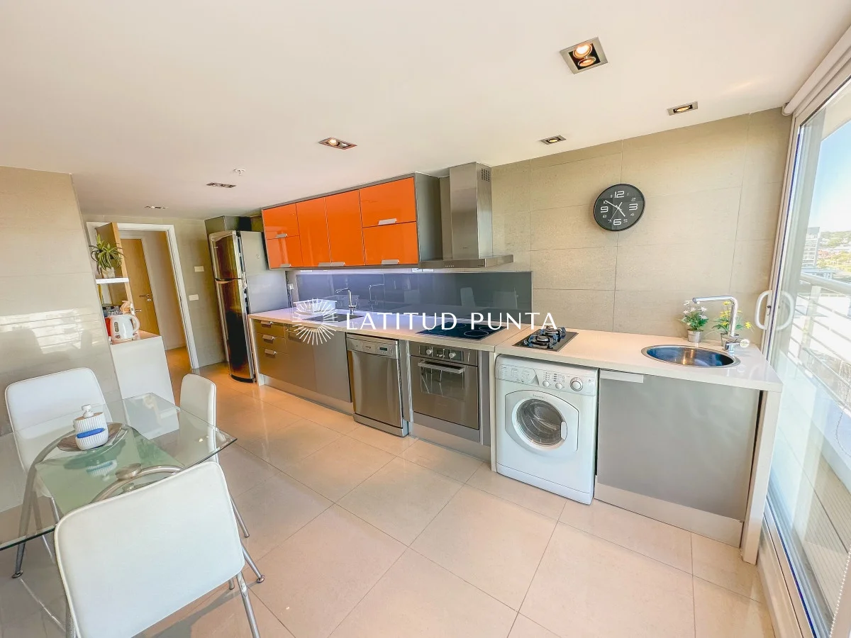 Apartamento en Playa Mansa, propiedad 301538 -Imagen 23