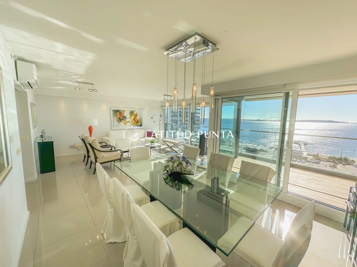 Apartamento en Playa Mansa, propiedad 301538 -Imagen 4