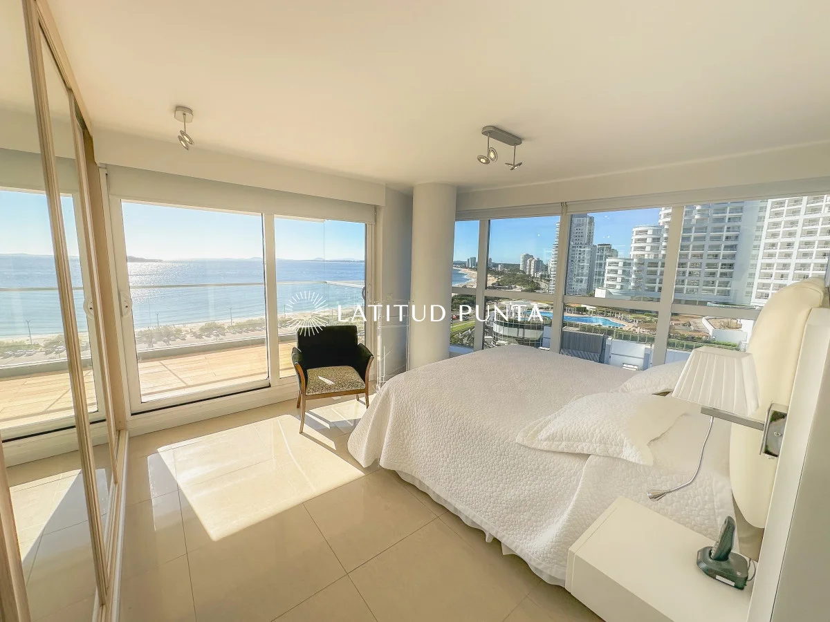 Apartamento en Playa Mansa, propiedad 301538 -Imagen 9