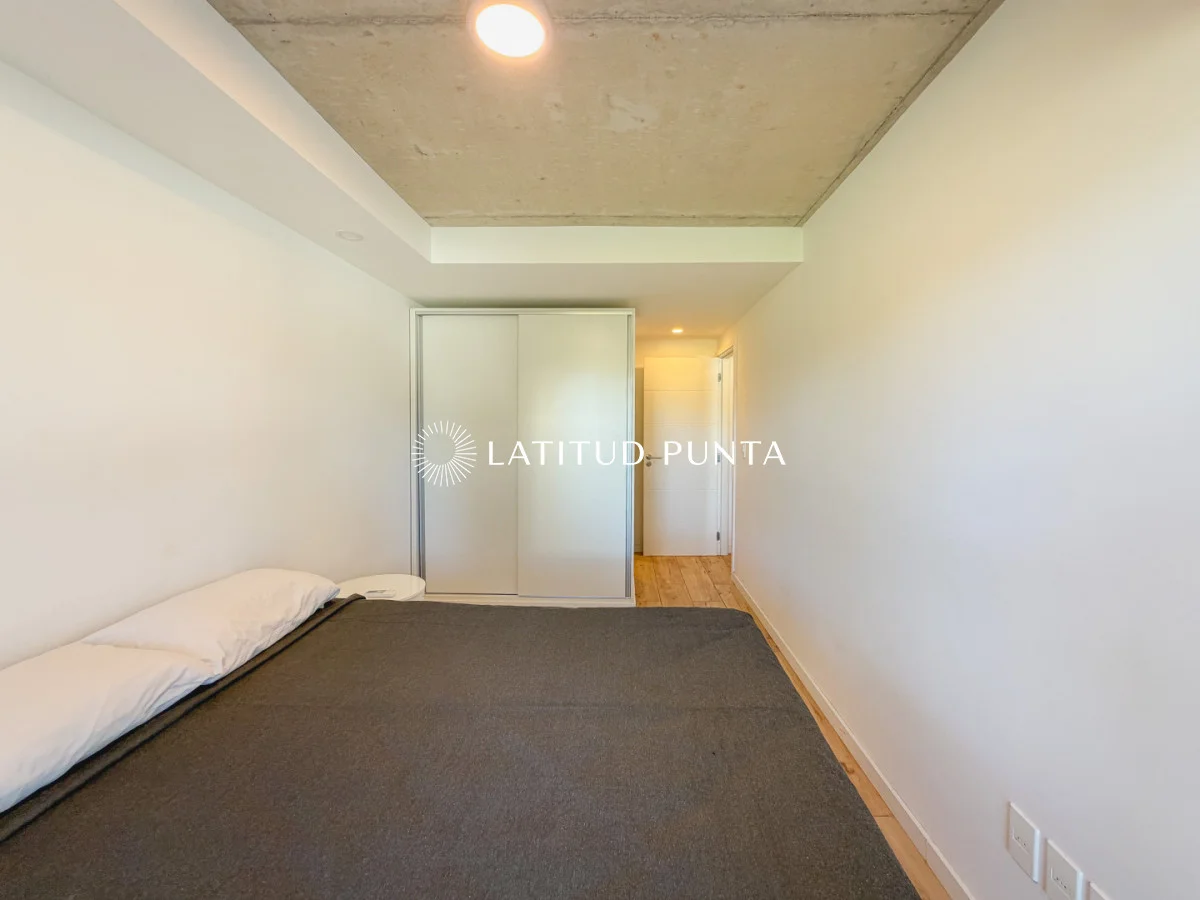 Apartamento en Playa Mansa, propiedad 301540 -Imagen 14