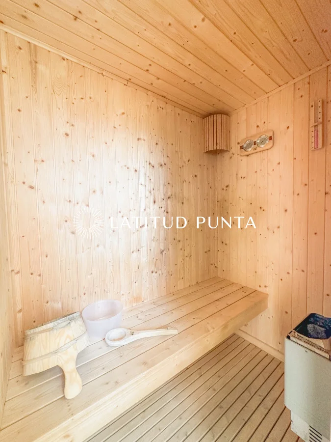 Apartamento en Playa Mansa, propiedad 301540 -Imagen 20