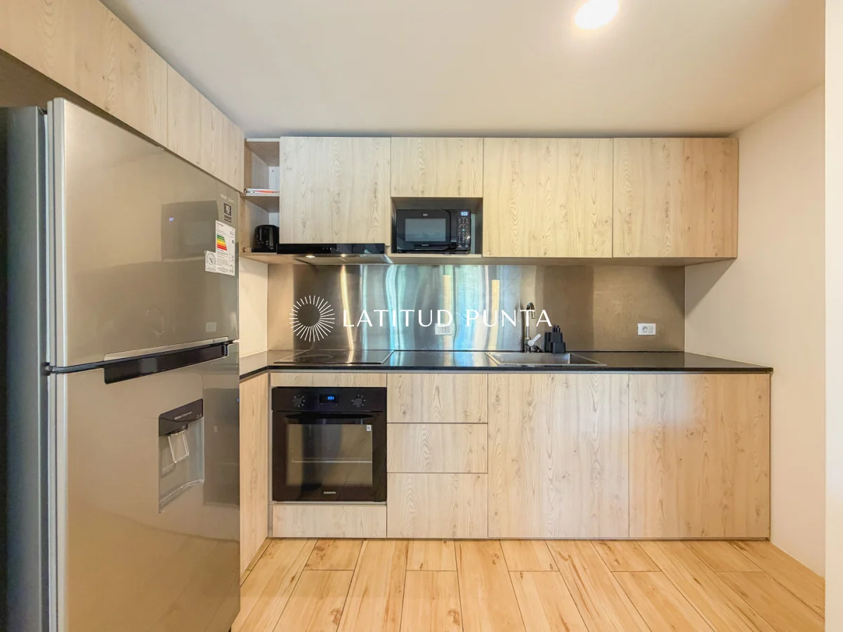 Apartamento en Playa Mansa, propiedad 301540 -Imagen 5