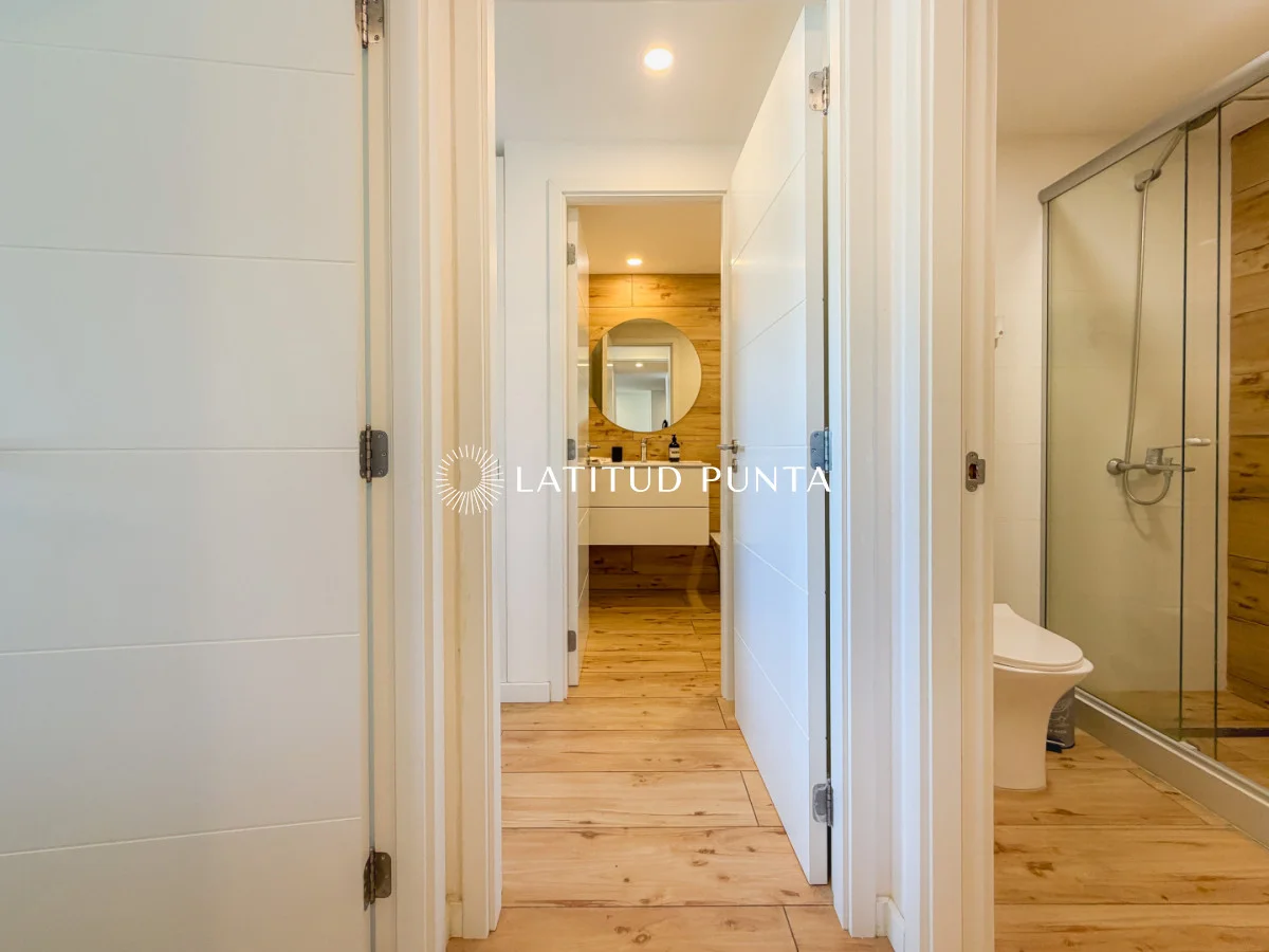 Apartamento en Playa Mansa, propiedad 301540 -Imagen 7