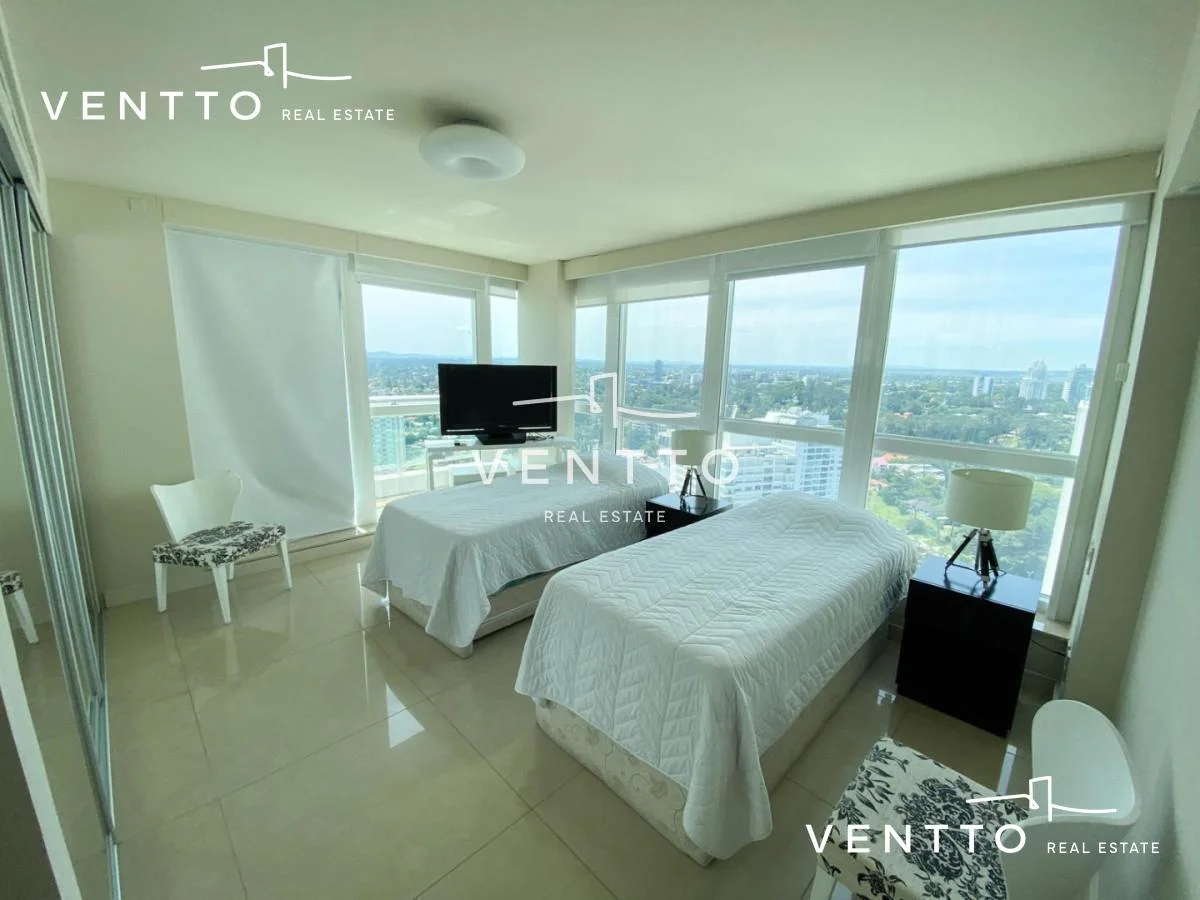 Apartamento en Playa Mansa, propiedad 295377 -Imagen 14