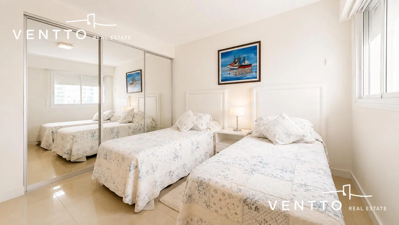 Apartamento en Playa Mansa, propiedad 295411 -Imagen 13