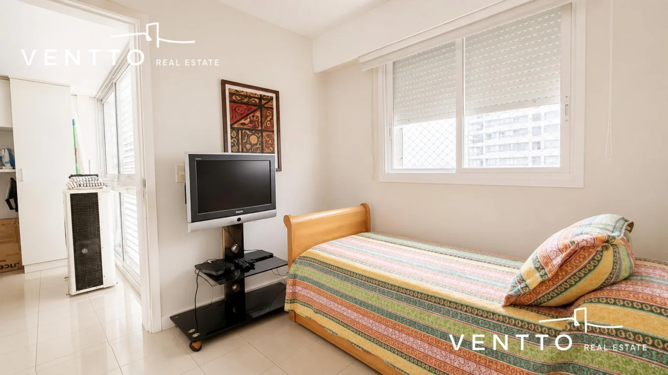 Apartamento en Playa Mansa, propiedad 295411 -Imagen 16