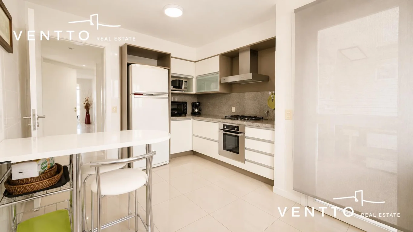 Apartamento en Playa Mansa, propiedad 295432 -Imagen 14