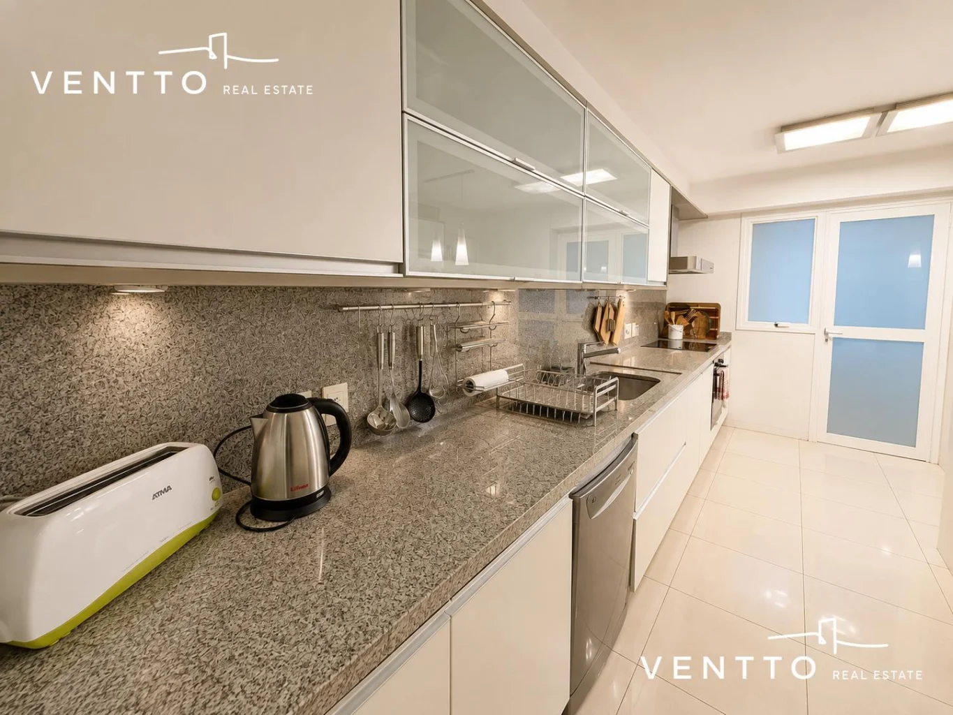 Apartamento en Playa Mansa, propiedad 295412 -Imagen 14