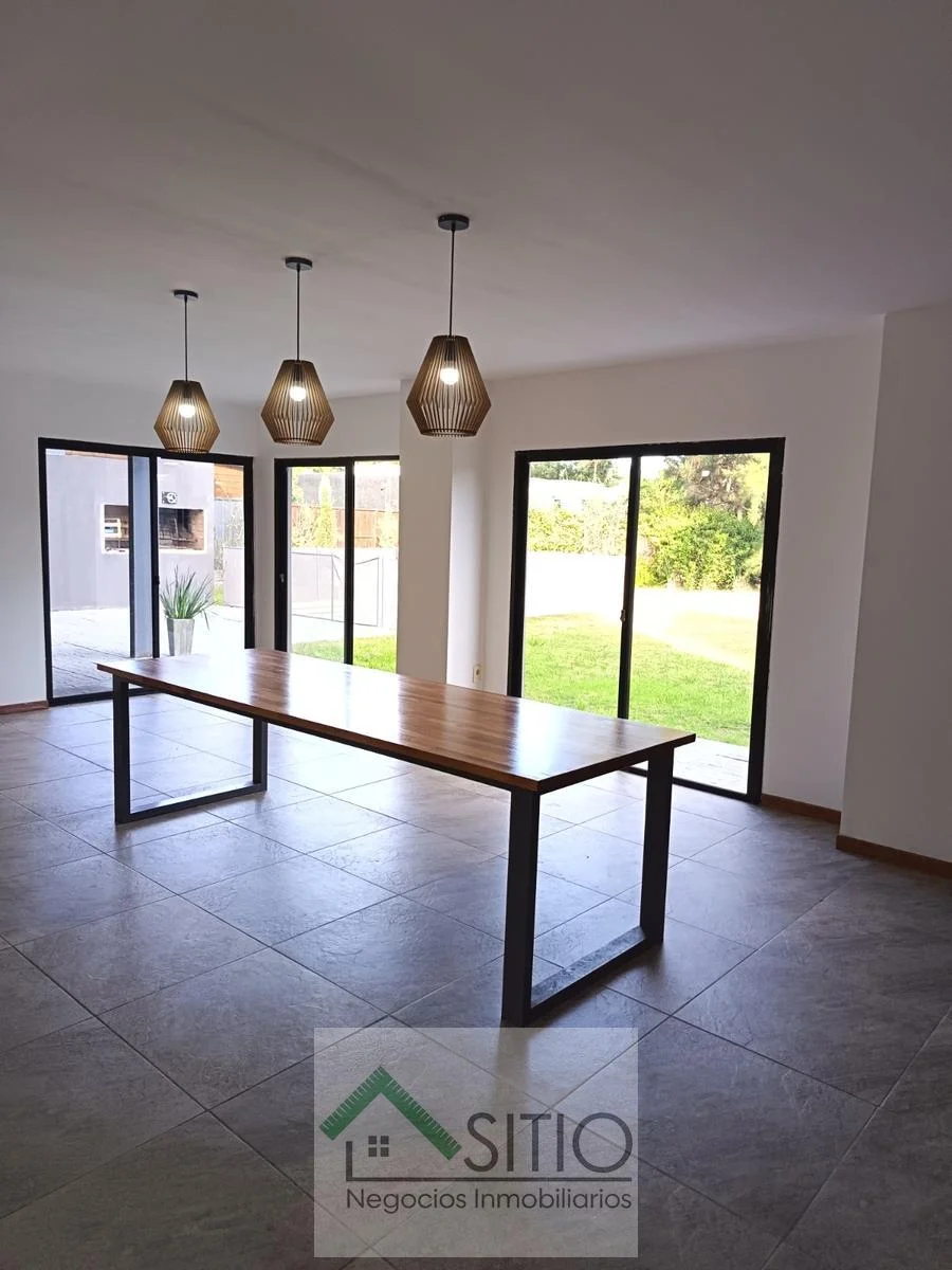 Casa en El Pinar, propiedad 301206 -Imagen 1