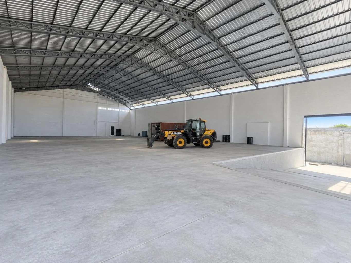 Depósito en Belvedere, propiedad 300375 -Imagen 2