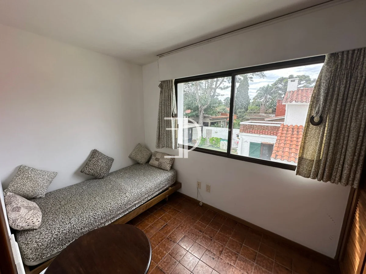 Apartamento en Playa Mansa, propiedad 299137 -Imagen 20