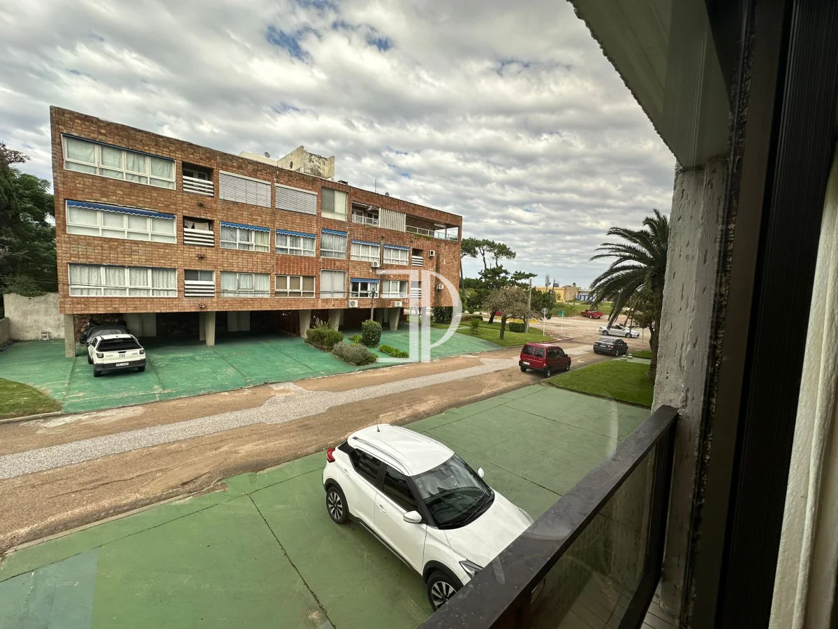 Apartamento en Playa Mansa, propiedad 299137 -Imagen 23