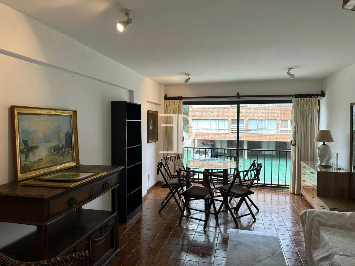 Apartamento en Playa Mansa, propiedad 299137 -Imagen 5