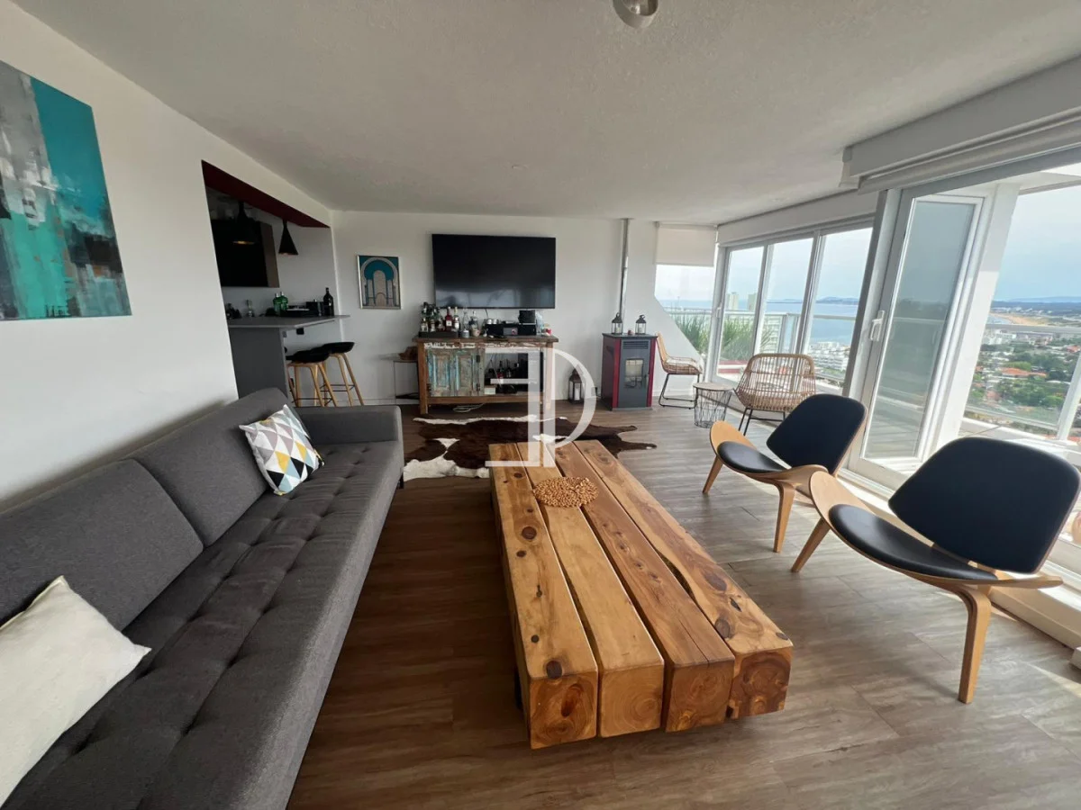 Apartamento en Playa Mansa, propiedad 299140 -Imagen 13