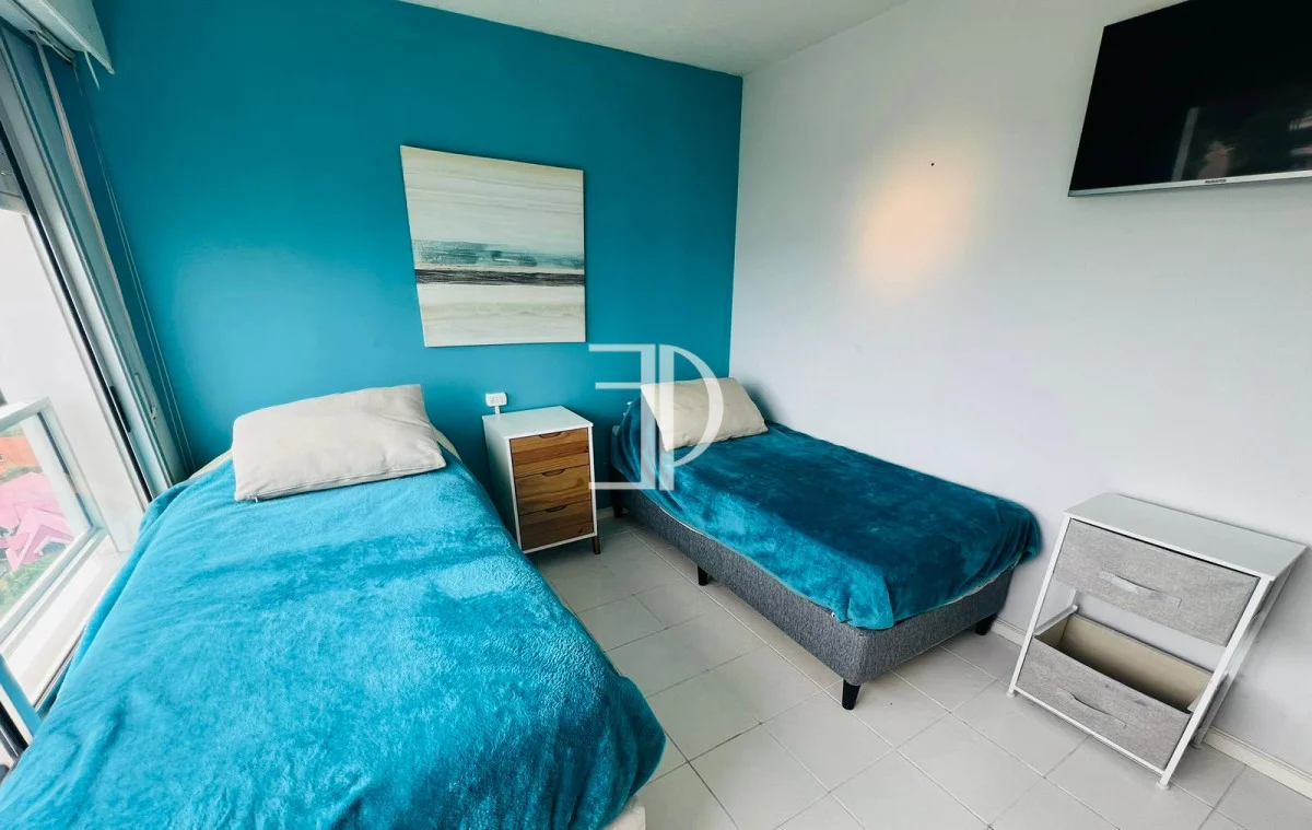 Apartamento en Playa Mansa, propiedad 299140 -Imagen 4