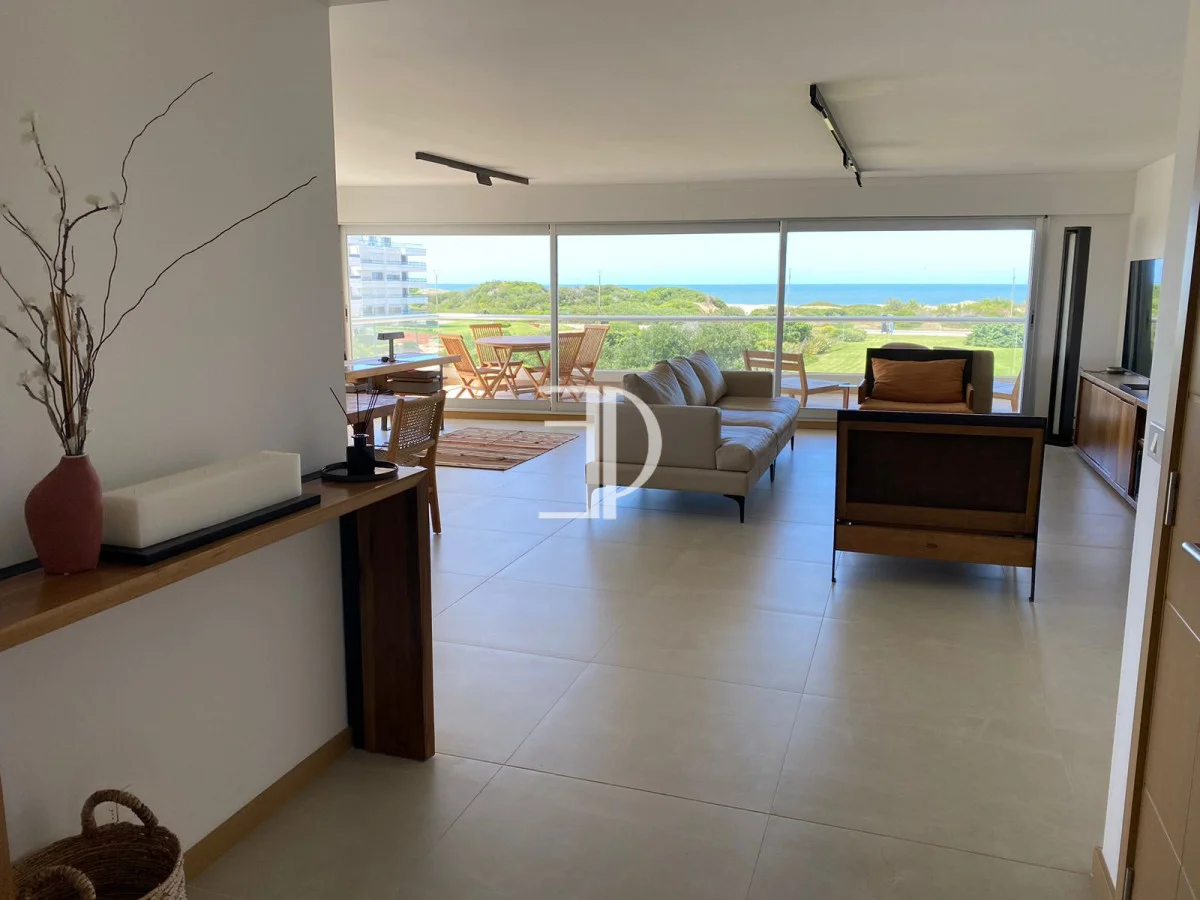 Apartamento en Playa Brava, propiedad 299147 -Imagen 2