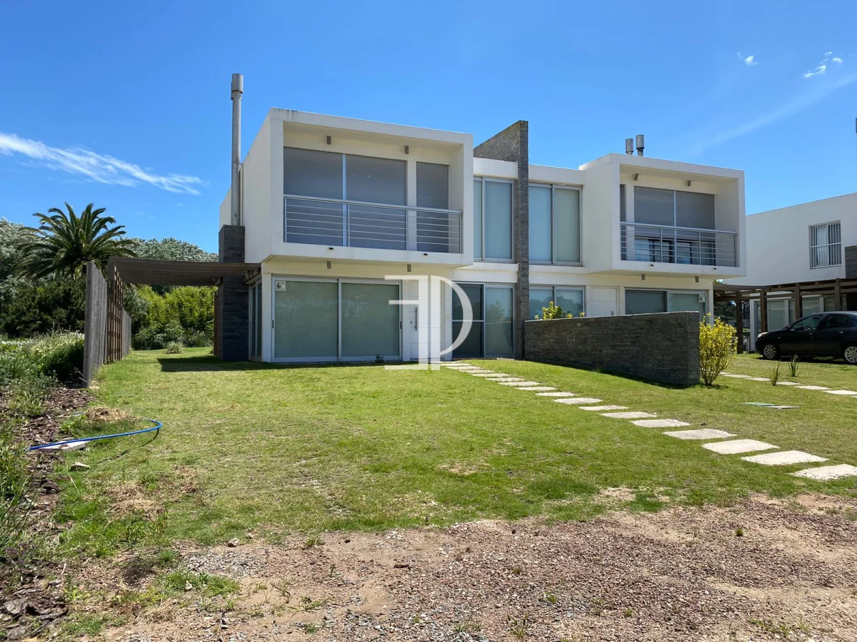Casa en Playa Brava, propiedad 299149 -Imagen 2