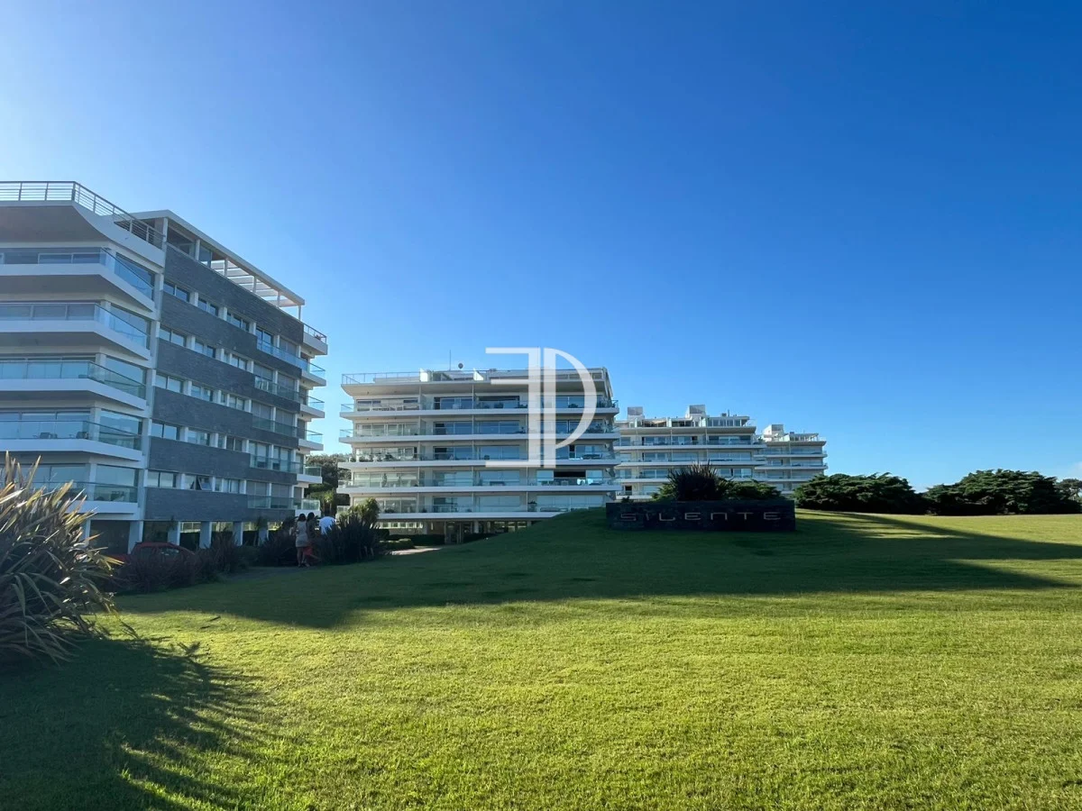 Apartamento en Playa Brava, propiedad 299151 -Imagen 1