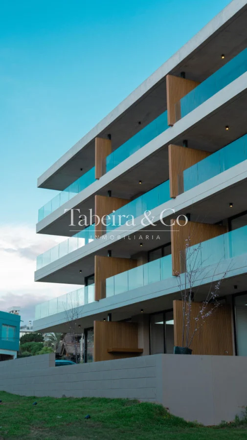 Apartamento en Playa Mansa, propiedad 299183 -Imagen 4