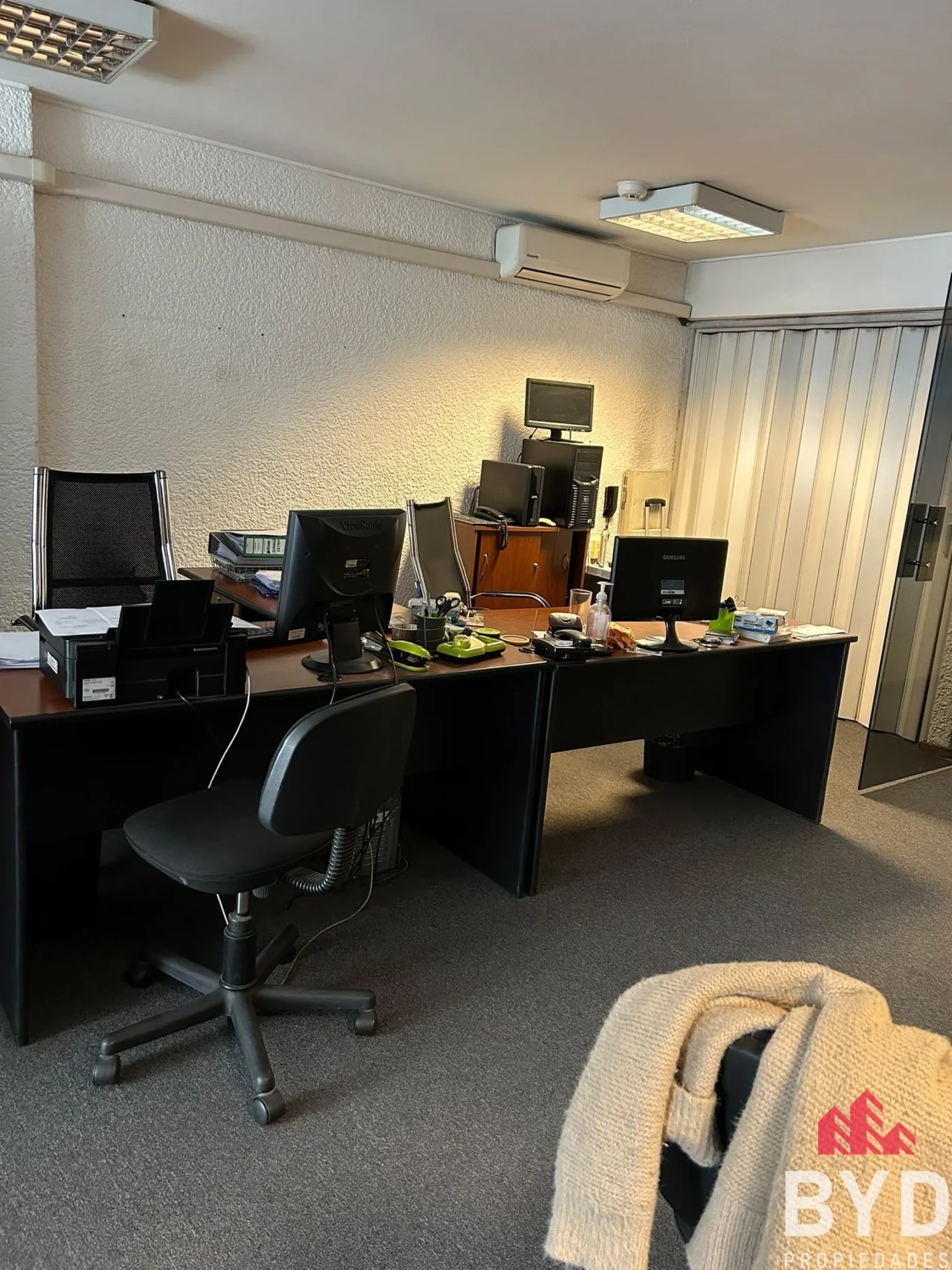 Oficina en Ciudad Vieja, propiedad 301521 -Imagen 2