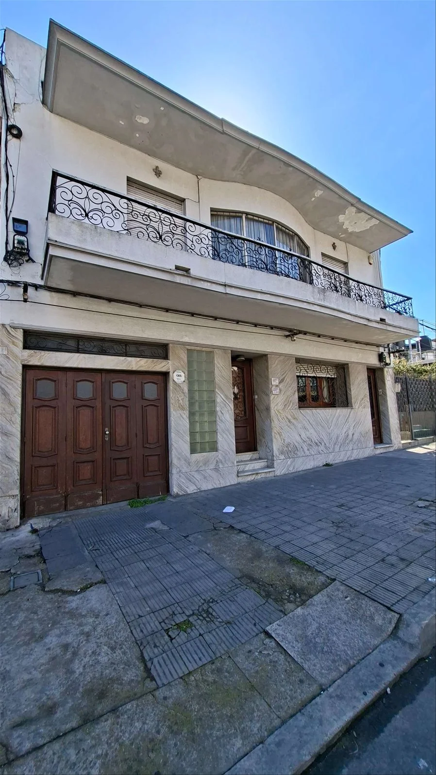 Casa en Tres Cruces, propiedad 293714 -Imagen 1
