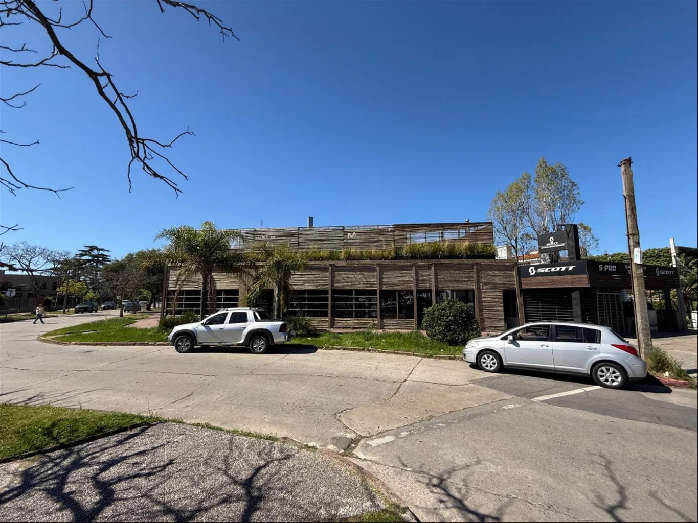 Local en Carrasco, propiedad 299962 -Imagen 2