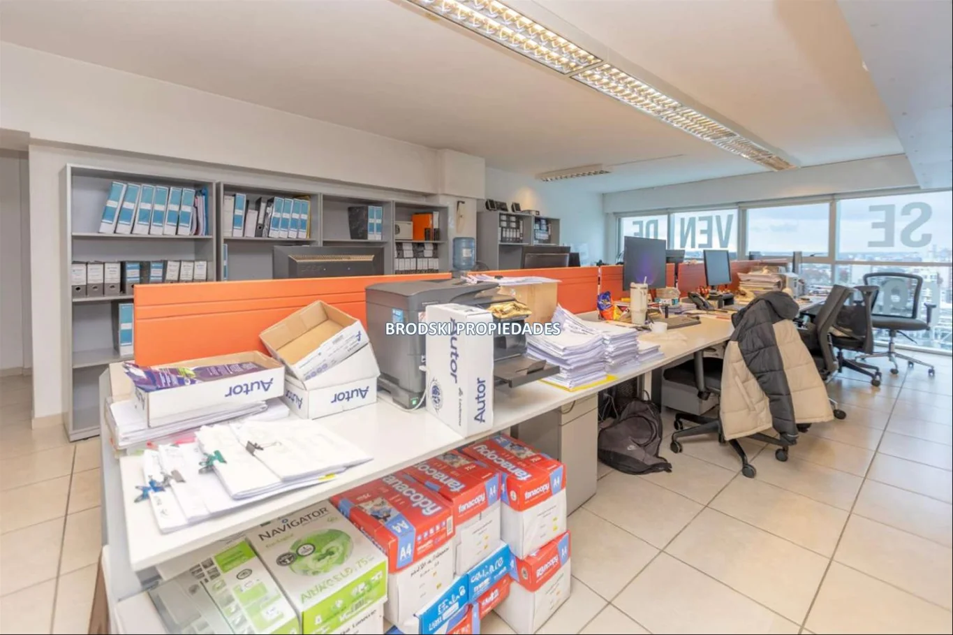 Oficina en Tres Cruces, propiedad 277699 -Imagen 10
