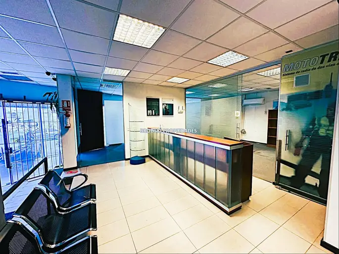 AGUADA VENTA LOCAL COMERCIAL CON DEPÓSITO ÁREA EDIFICADA 477 m²